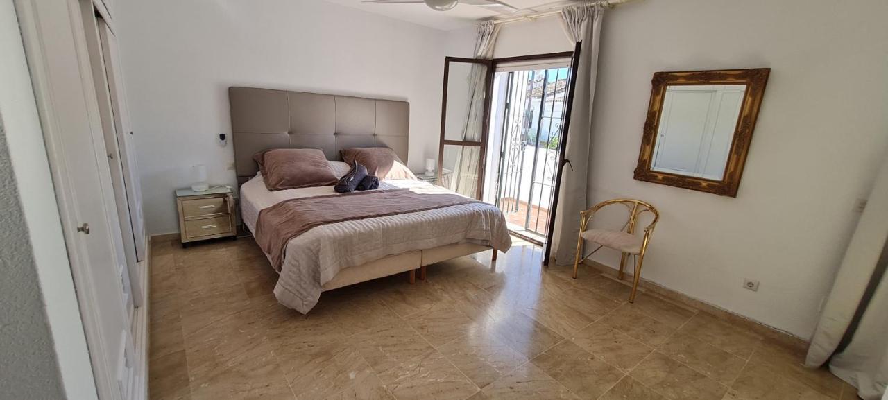 Maison Marbella Proche De La Mer Exterior photo