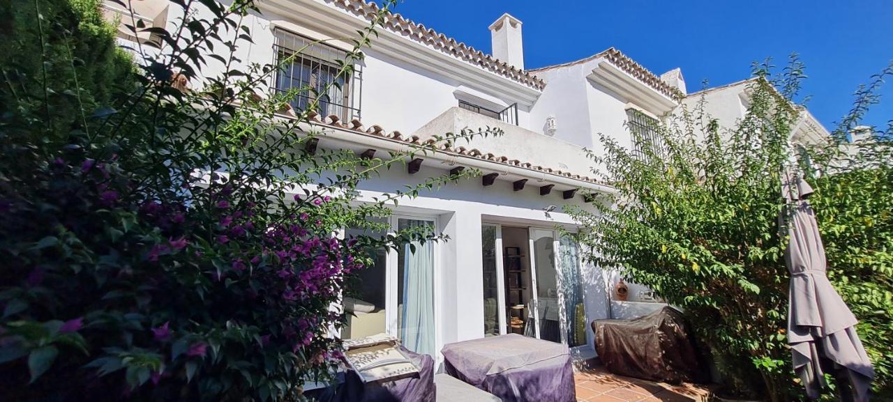 Maison Marbella Proche De La Mer Exterior photo